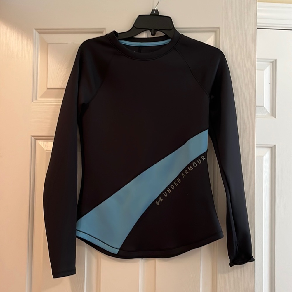 Under Armour xs top
